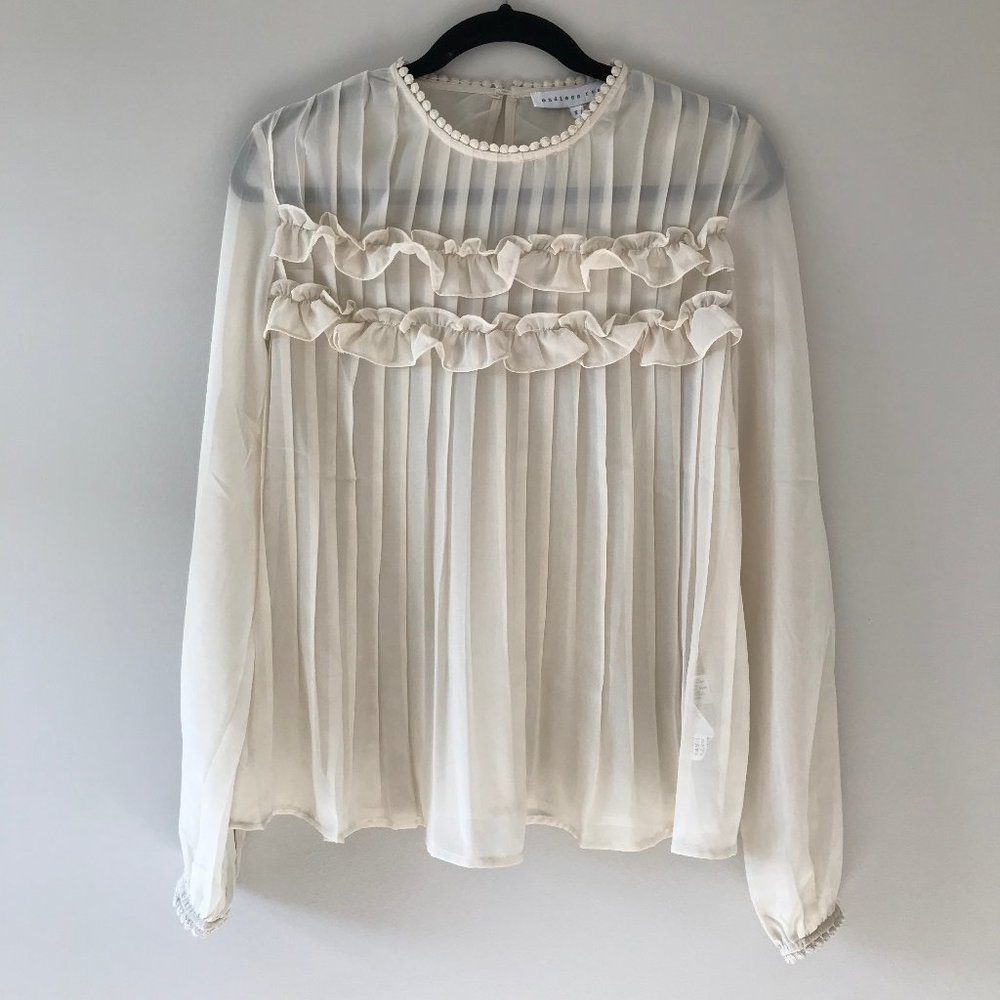 Driving Down Rodeo Pleated Ruffle Blouse - Picture 2 of 4